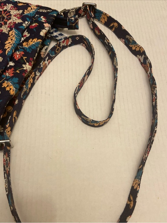 Vera Bradley Harry Potter Triple Zip Hipster Crossbody Bag HOME TO HOGWARTZ - Picture 4 of 12